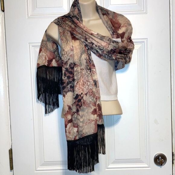 CHICOS Floral and Lace Print Scarf with Black Fringe Womens 20 x 70 inches - Picture 2 of 16
